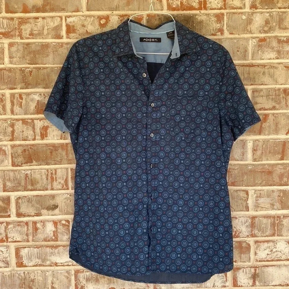 Axist Navy Blue Geometric Medallion Button Down Shirt - Picture 1 of 9